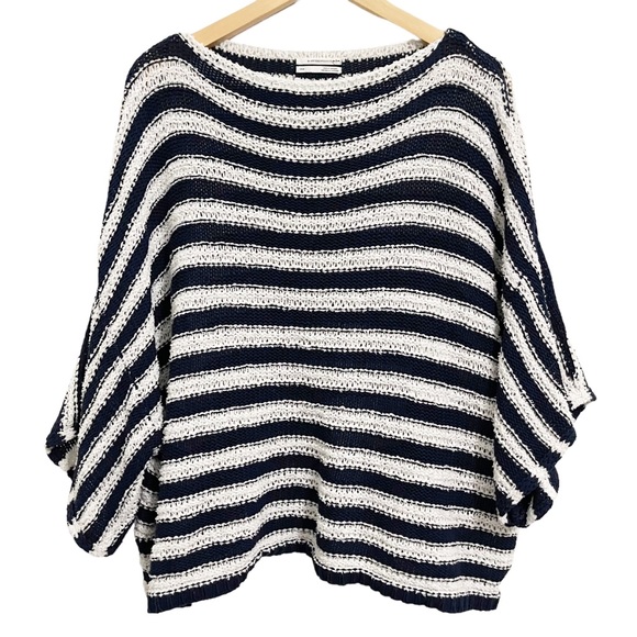 Anthropologie Evie White Navy Blue
Nautical Sweater Poncho Top Size Small - Picture 4 of 13